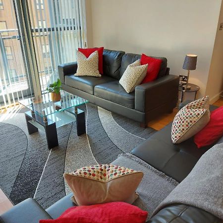City 2 Bed, 2 Bath, Free Parking & Wifi Σέφιλντ Εξωτερικό φωτογραφία