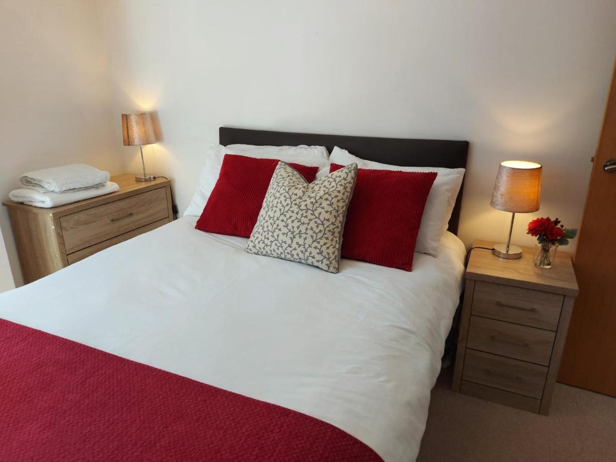 City 2 Bed, 2 Bath, Free Parking & Wifi Σέφιλντ Εξωτερικό φωτογραφία