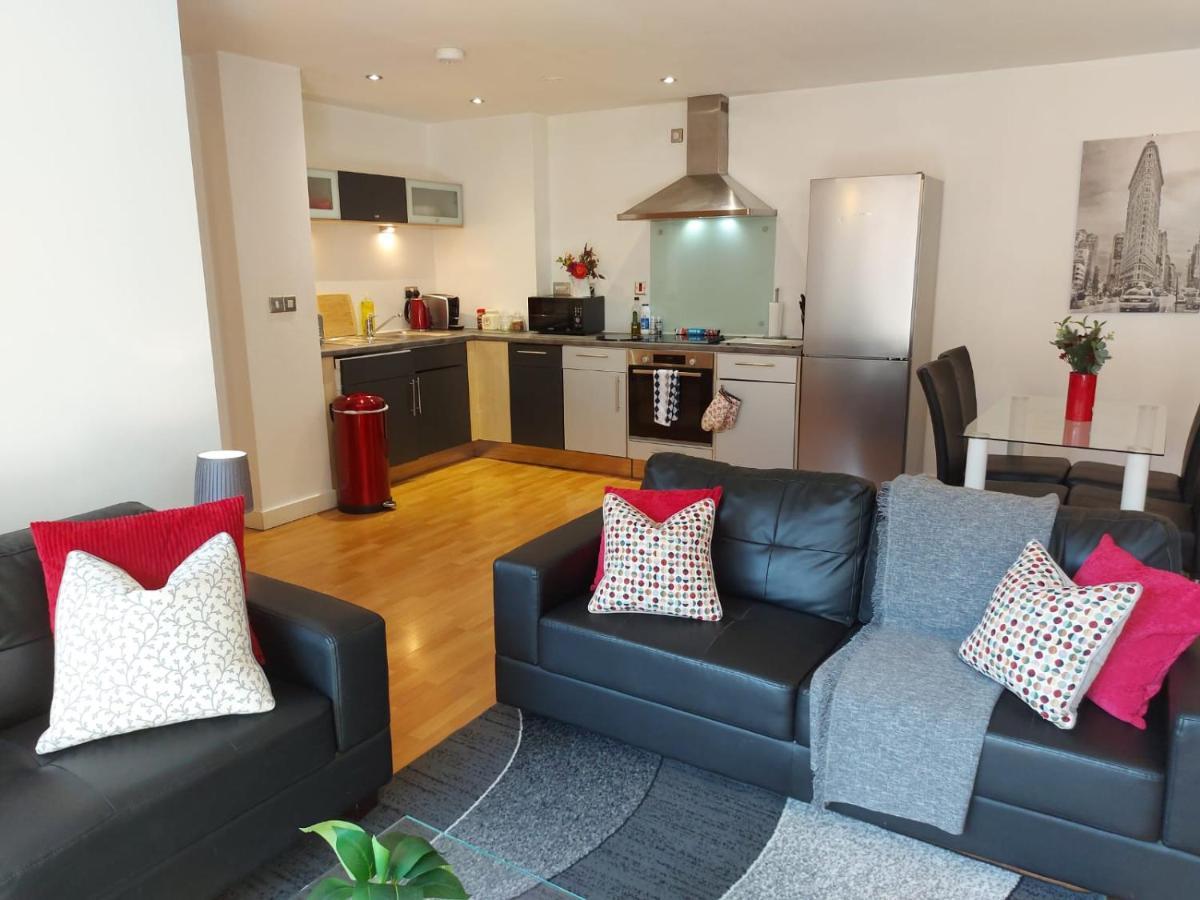 City 2 Bed, 2 Bath, Free Parking & Wifi Σέφιλντ Εξωτερικό φωτογραφία